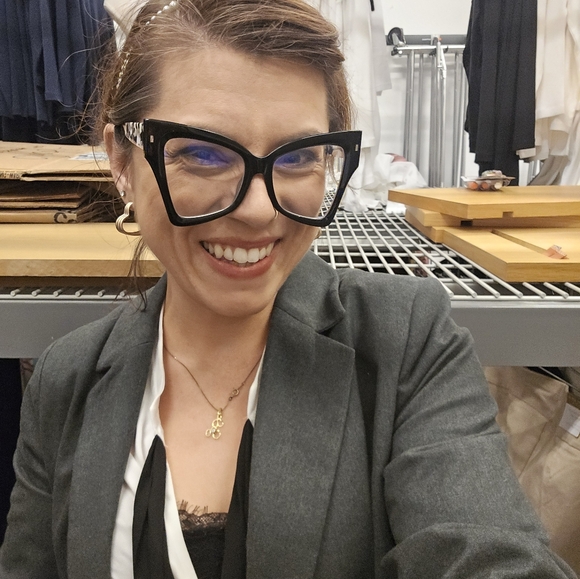 Mostly Chicos & Banana Republic - Picture 6 of 11